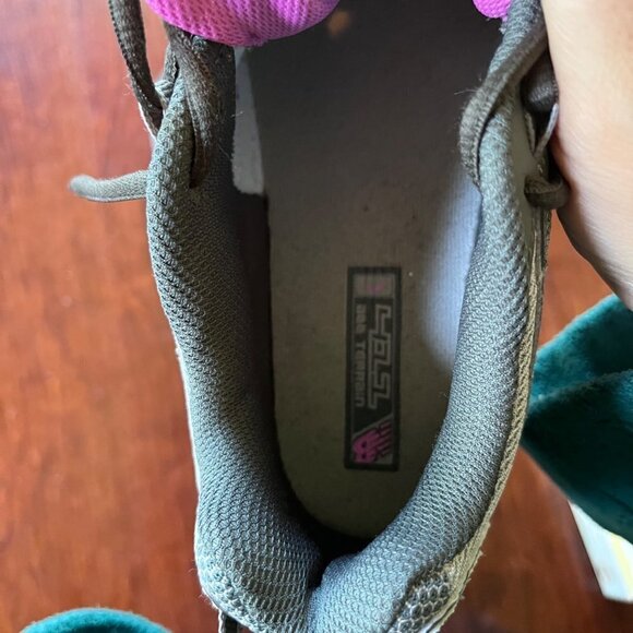 New Balance All Terrain Lace Up Running Shoes - Size‎ 8.5 - Picture 8 of 10